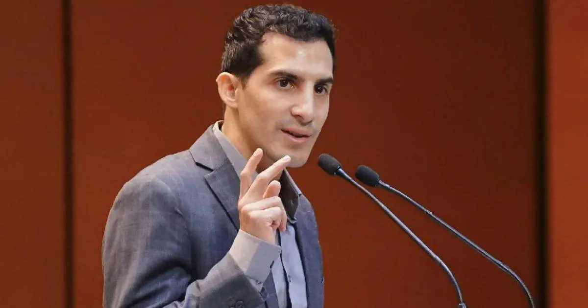 Rommel Pacheco trabaja en creación de nueva Federación Mexicana de Natación