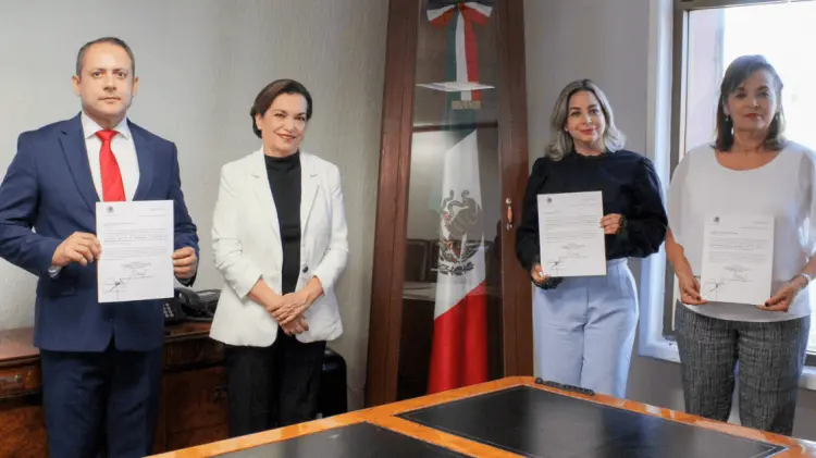 Este viernes rindieron protesta los nuevos titulares. (Foto: Cortesía)