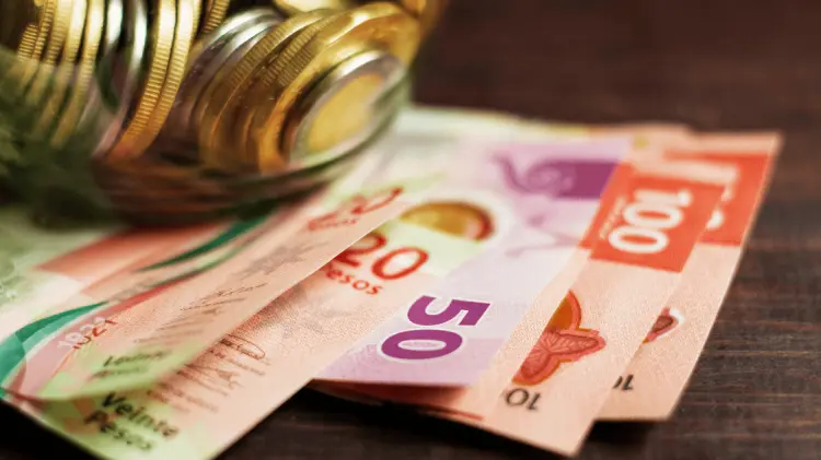 La propuesta busca pasar de 15 a 30 días de salario como aguinaldo. (Foto: Ilustrativa/EXPRESO)