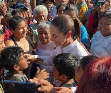 Claudia Sheinbaum visita Guerrero para evaluar daños tras huracán John