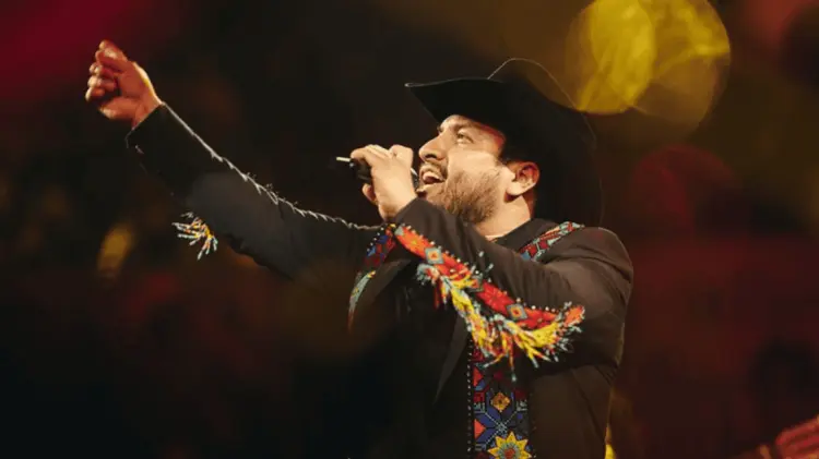 El cantante estrenó su visa junto con su familia con un viaje a Disneyland. (FOTO: ESPECIAL/EXPRESO)