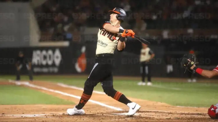 Hermosillo ganó su segunda serie consecutiva en el estadio Fernando Valenzuela. (Jorge Flores/EXPRESO)