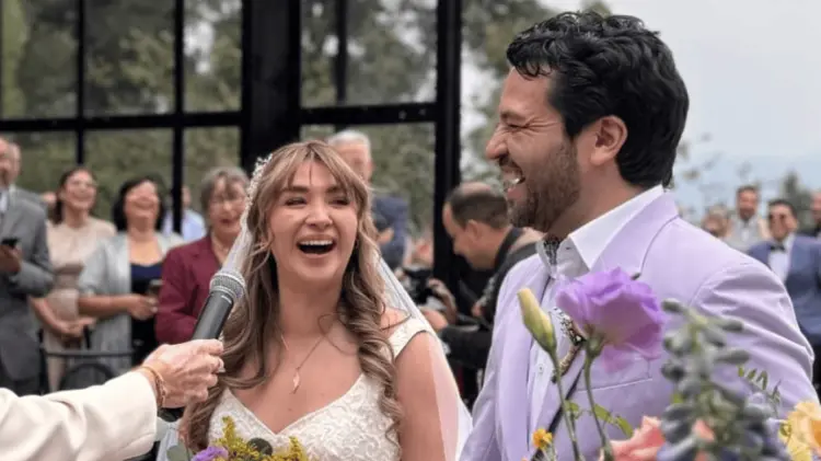 La pareja celebró su boda civil este sábado pasado. (Foto: Redes Sociales/Cortesía)