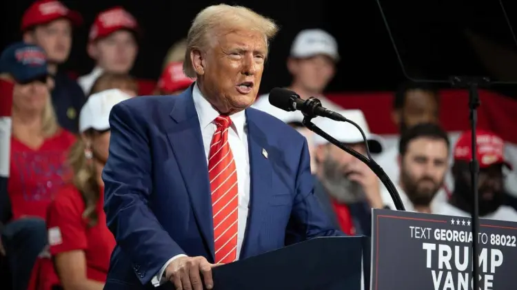 Donald Trump rechaza las críticas de Kamala Harris 
