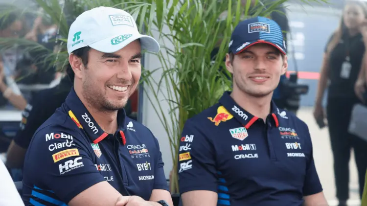 El neerlandés Max Verstappen defendió al piloto mexicano Sergio Pérez. (Foto: Agencia Reforma)