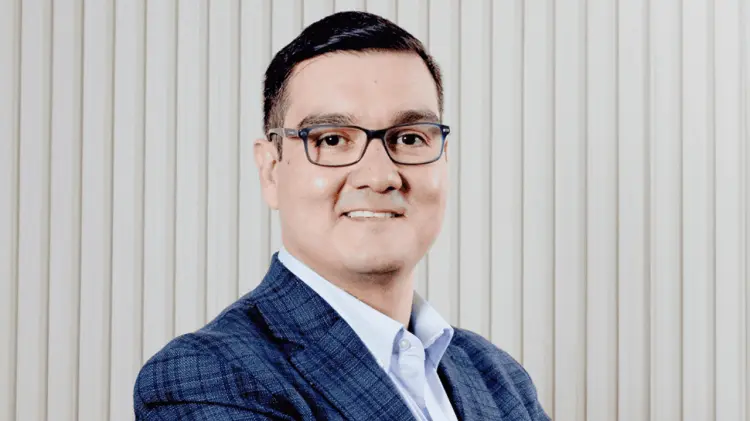 Jesús Rubén Salazar Rebolloso, director regional de LoanCo. (Especial / EXPRESO)