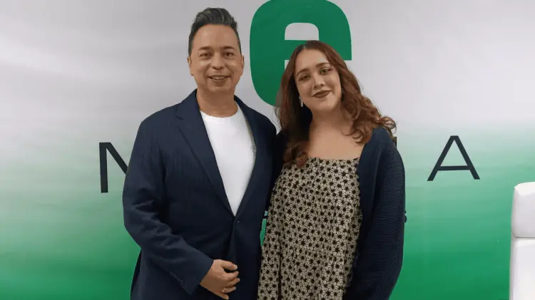 Adal Morones junto a Mara, su hija y socia. (Especial / EXPRESO)