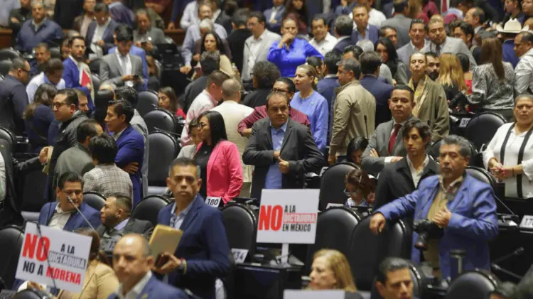 La reforma a los artículos 105 y 107 de la Constitución. (Foto: El Universal/EXPRESO)