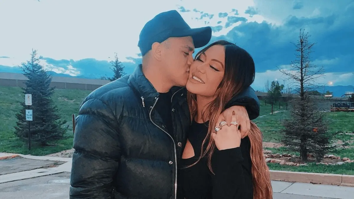 Aseguran que Chiquis Rivera será mamá por medio de vientre de alquiler