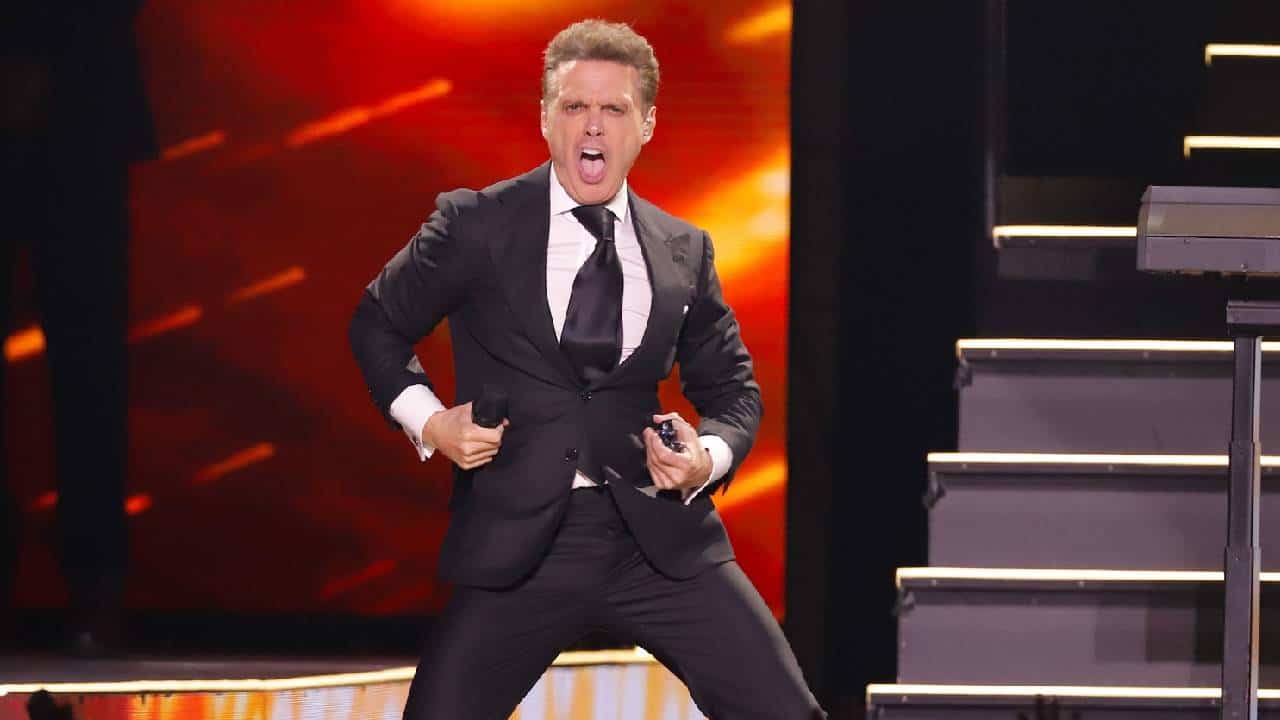 Luis Miguel arruina cumpleaños de una mujer en Mérida