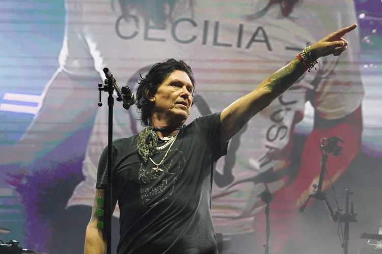 Caifanes abarrota la Arena Itson de Ciudad Obregón