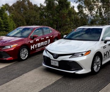 Profeco llama a revisión de vehículos Toyota por posible falla