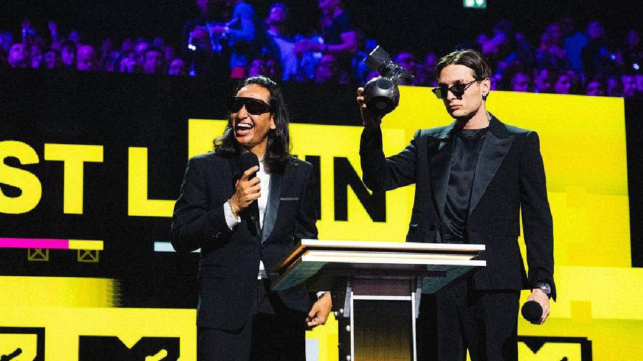 Se impone Peso Pluma en los MTV EMA 2024