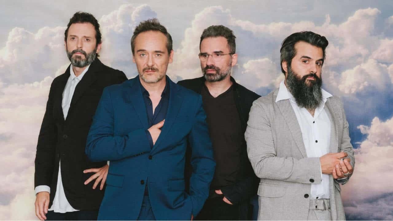 La banda Love of Lesbian cancela cuatro conciertos en México