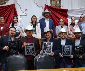 Rinde Congreso de NL homenaje a Invasores de Nuevo León