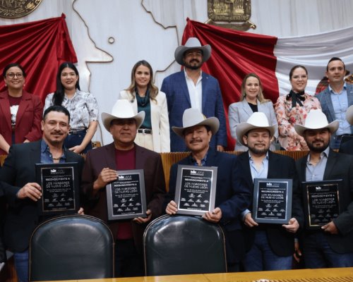 Rinde Congreso de NL homenaje a Invasores de Nuevo León