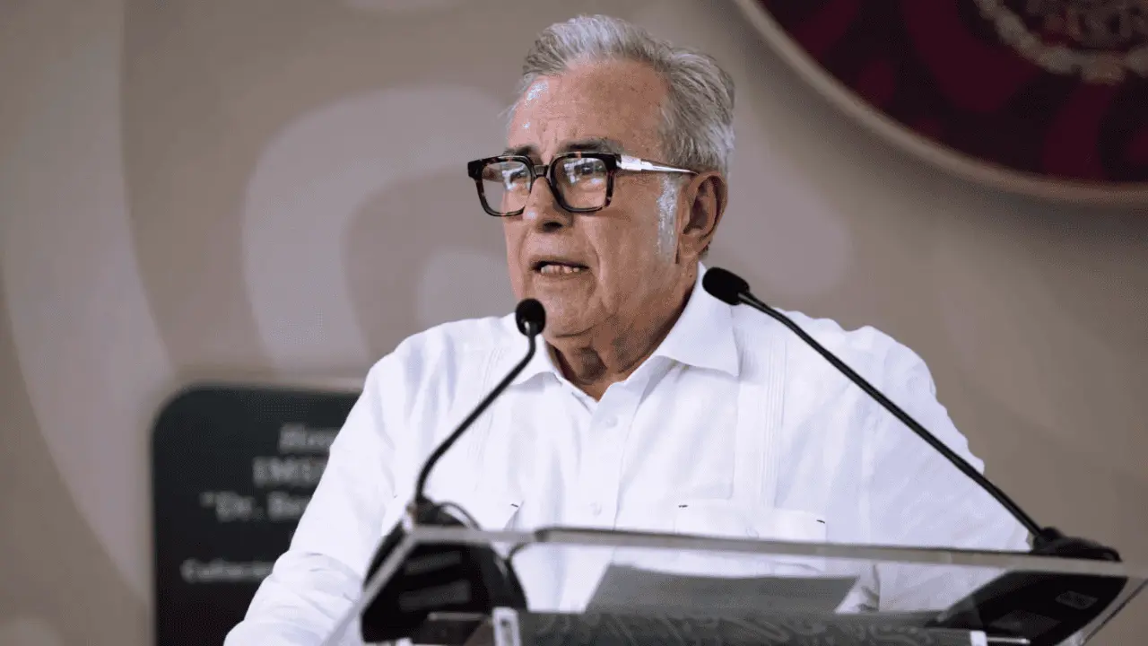 Rocha Moya solicita revocación de mandato pese a rechazo del IEES
