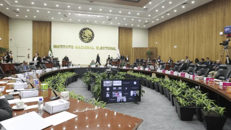 Reducen presupuesto del INE para elecciones de Poder Judicial. (Especial / EXPRESO)