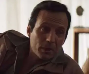 Max muestra las primeras imágenes de "Chespirito: Sin querer queriendo"