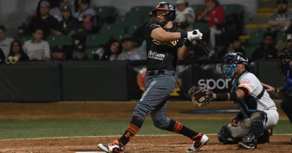 Explotan bats de Naranjeros; ganan el primero contra Guasave