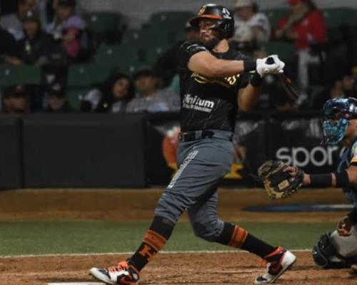 Explotan bats de Naranjeros; ganan el primero contra Guasave