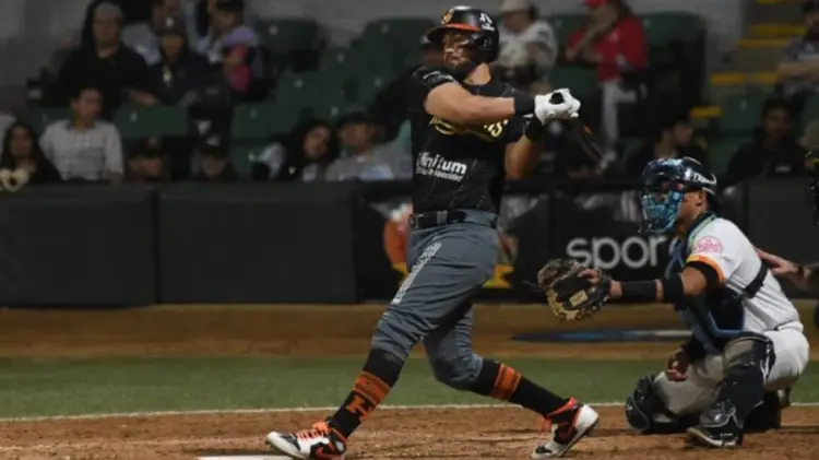 El poder naranja lució en el estadio Fernando Carranza Limón. (Foto: Cortesía)