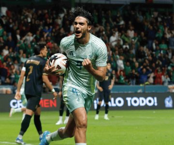 México remonta 4-0 a Honduras y clasifica al Final Four de la Nations League