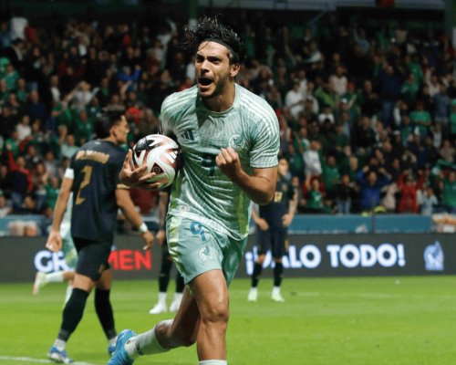 México remonta 4-0 a Honduras y clasifica al Final Four de la Nations League