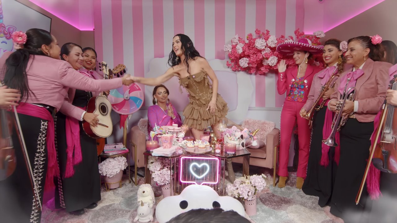 Sorprenden a Katy Perry con versión mariachi de su canción Roar