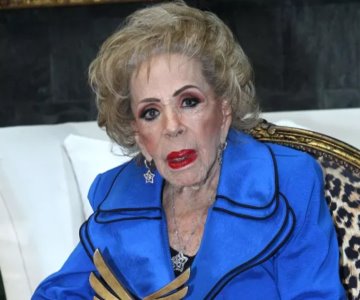 Hospitalizan a Silvia Pinal por complicaciones de salud