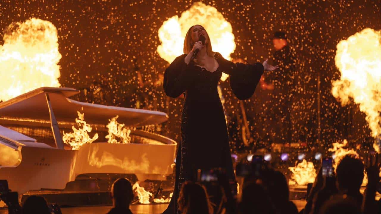 Cierra Adele su residencia en Las Vegas e inicia su retiro