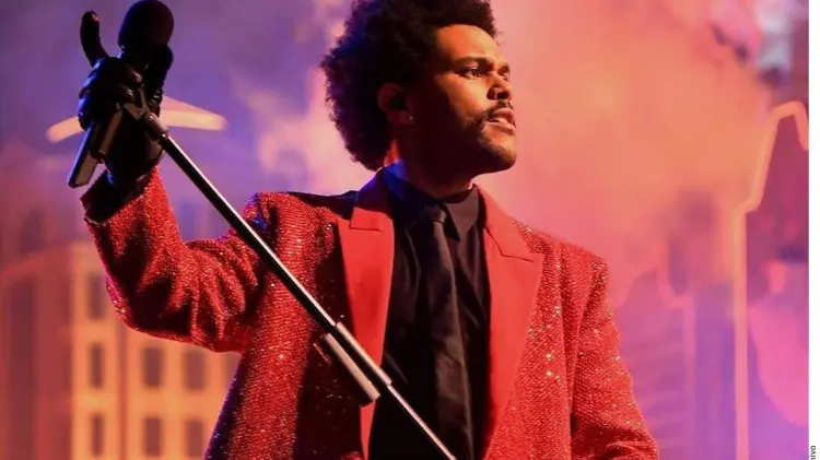 The Weeknd llega al billón de reproducciones en Spotify con 22 canciones
