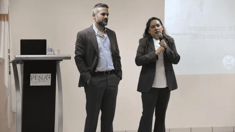 Los talleres son impartidos por especialistas del Bruch Center. (Foto: Jesús Ballesteros / EXPRESO)