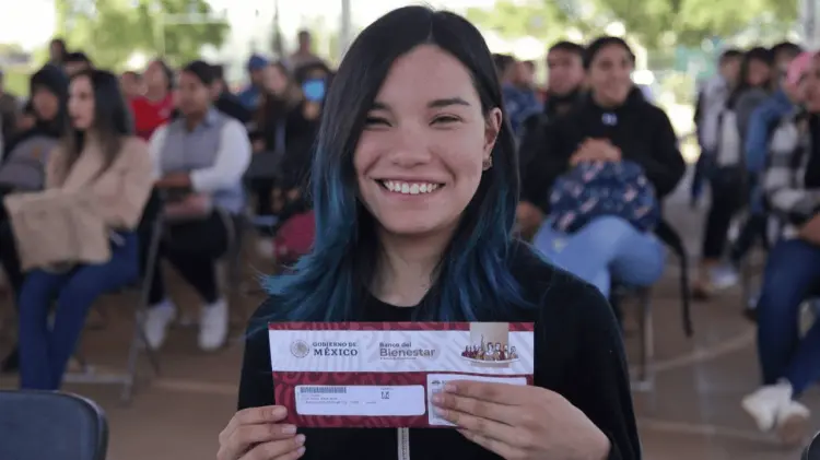 Esta iniciativa impulsada por el Gobierno de México busca reducir el desempleo juvenil. (Ilustrativa)
