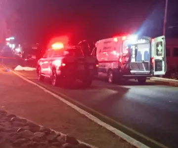 Mueren empleados de pizzería en accidente de moto en San Carlos