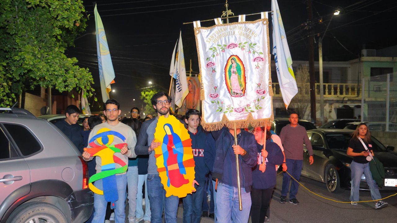 Jóvenes demuestran su fe en la Virgen de Guadalupe