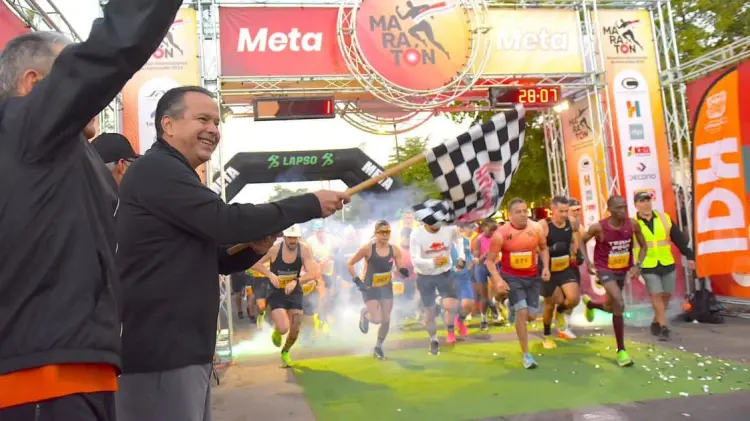 El alcalde Antonio Astiazarán partició en la competencia. (Foto: @tonoastiazaran)