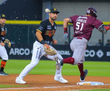 Naranjeros barren a su máximo rival y llegan a 11 triunfos en fila