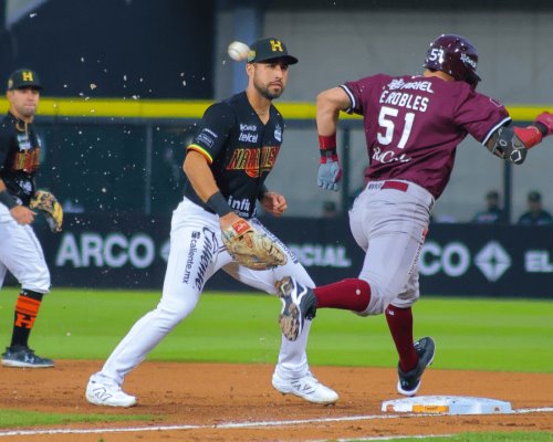 Naranjeros barren a su máximo rival y llegan a 11 triunfos en fila