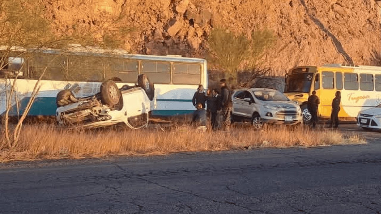 Volcadura deja una persona lesionada en la carretera Guaymas-Empalme