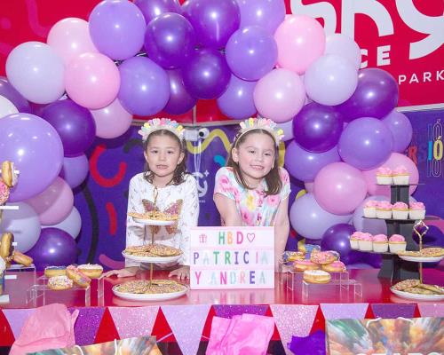 Patricia y Andrea celebran sus cumpleaños