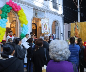 Oran por migrantes y desaparecidos en día siete de las Fiestas Guadalupanas