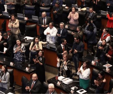 Aumenta hasta 59% salario de trabajadores del Senado