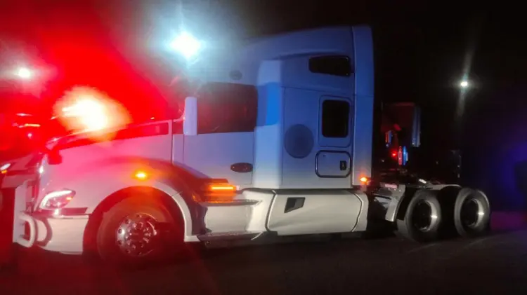 Los atacantes dispararon contra el vehículo, resultando en la muerte del copiloto. (Foto: Cortesía)