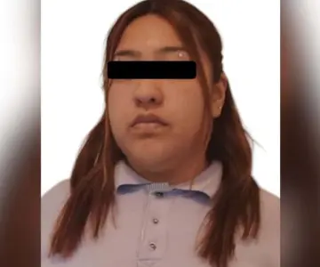Maestra detenida por agredir a alumno con discapacidad enfrenta otra acusación