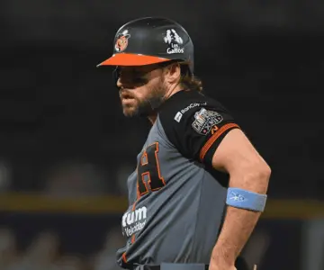 Algodoneros vuelve a ganarle la serie a Naranjeros de Hermosillo