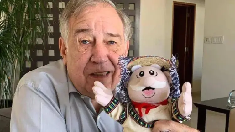 Víctor González Torres, dueño y fundador de las Farmacias Similares. (Foto: Especial)