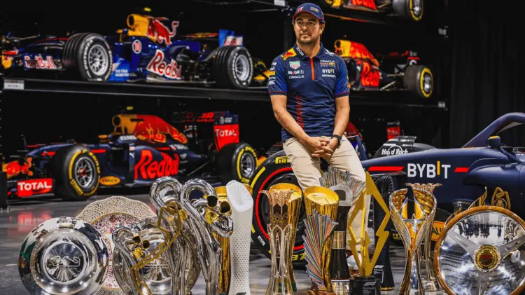 Luego de cuatro años como piloto de Red Bull dejó múltiples victorias. (Especial / EXPRESO)