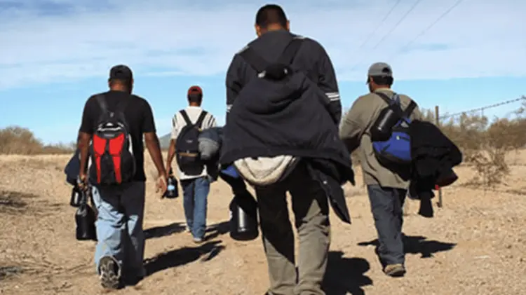 Diciembre fue el mes con el menor promedio de cruces de migrantes por día. (Foto: Especial/ EXPRESO)