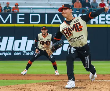 Naranjeros mandan en la segunda vuelta; ganan serie ante Mazatlán